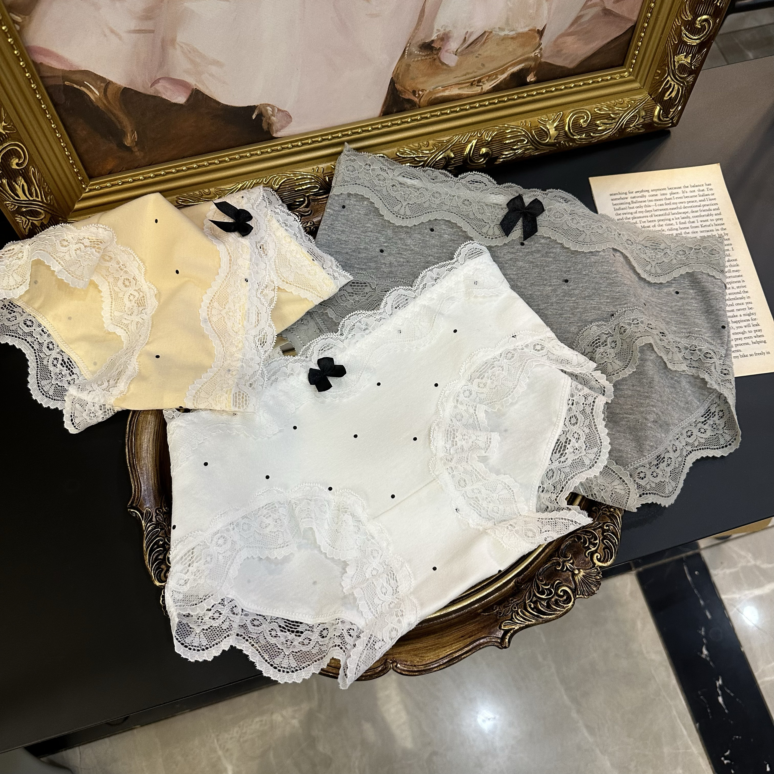 奶油波点法式复古纯棉内裤女低腰蕾丝边纯棉裆部学生三角裤新款