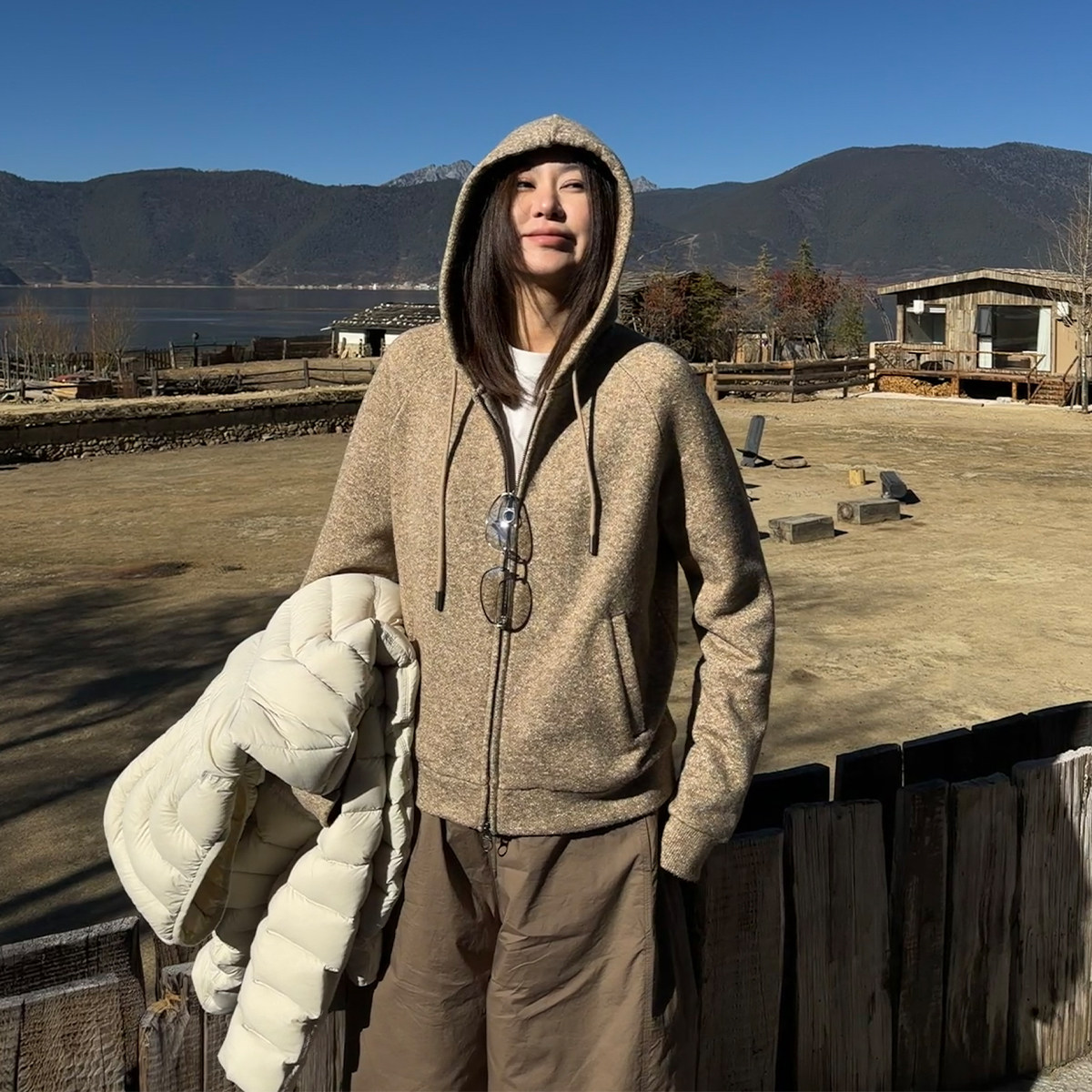 林肉肉【白点点连帽外套】设计感绵羊毛连帽卫衣女春新款显瘦上衣,女装/女士精品,短外套,淘宝优惠券,粉丝福利购,淘宝优惠卷