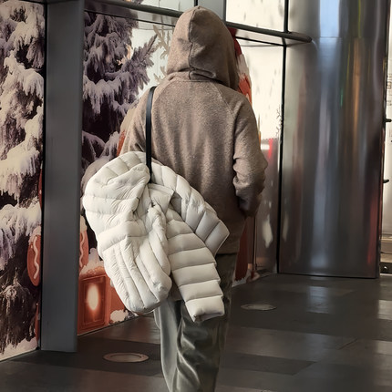 林肉肉【白点点连帽外套】设计感拉链连帽卫衣女秋冬修身帽衫上衣