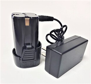 溯力达 陆战八号12V 16.8V 18V充电钻手转电改锥锂电池充电器