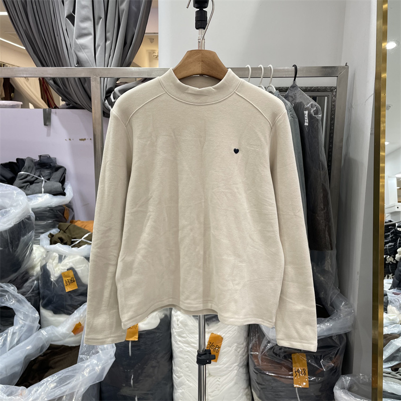 YZOY53278冬季韩系半高圆领刺绣爱心保暖双面德绒T恤衫打底上衣女