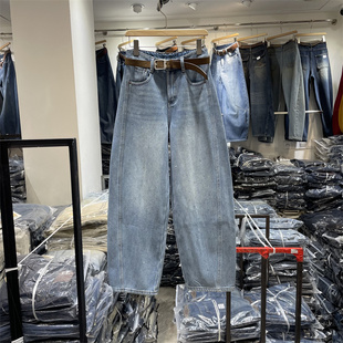 欧货5782正版 女 冬韩系高腰显瘦高温烫钻浅蓝复合绒加厚弯刀牛仔裤