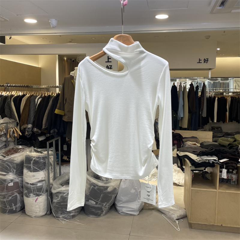 元熙3086-1秋冬半高领露肩设计褶皱收腰加绒加厚长袖T恤打底衫女