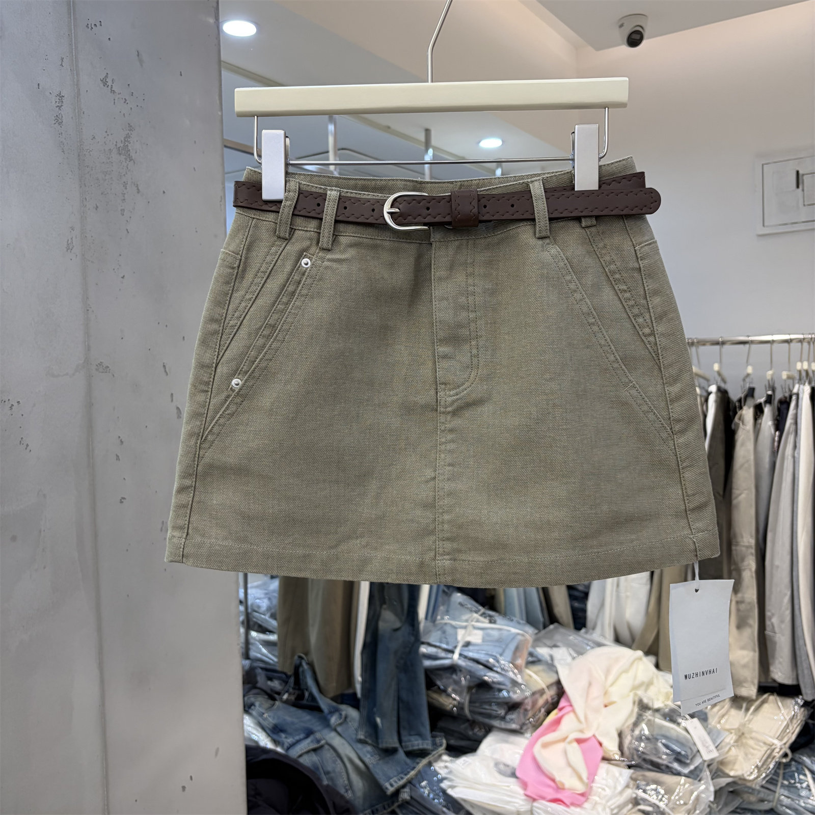 WUZHINVHAI86091正品春季韩系高腰显瘦百搭防走光a字半身裙短裙女