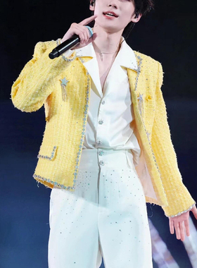 张真源明星同款浅黄色小香风外套男手工链条钉珠秀款气质精致外套