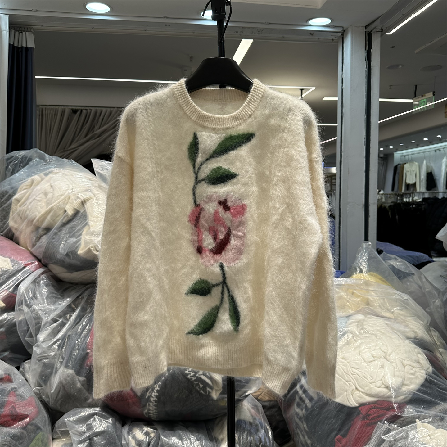 温柔慵懒风花卉绵羊毛针织衫女