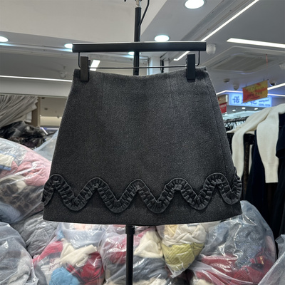 a字包臀短裙休闲毛呢半身裙女