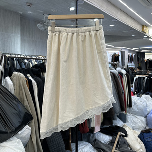 韩系2025秋冬季新款松紧高腰显瘦不规则半身裙女下摆蕾丝拼接中裙