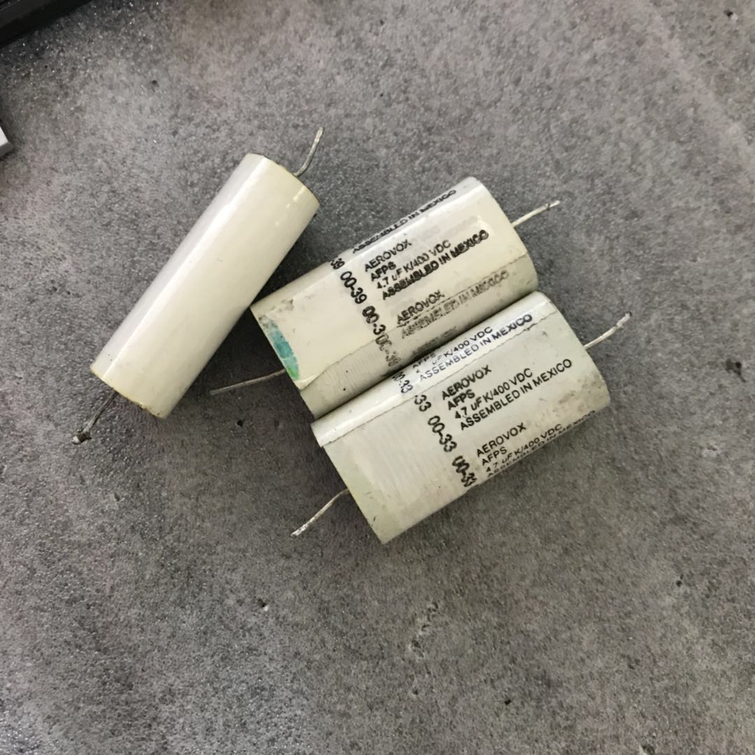 二手 美国 AEROVOX 4.7UF400V 白金机 分频器 金属膜无极电容