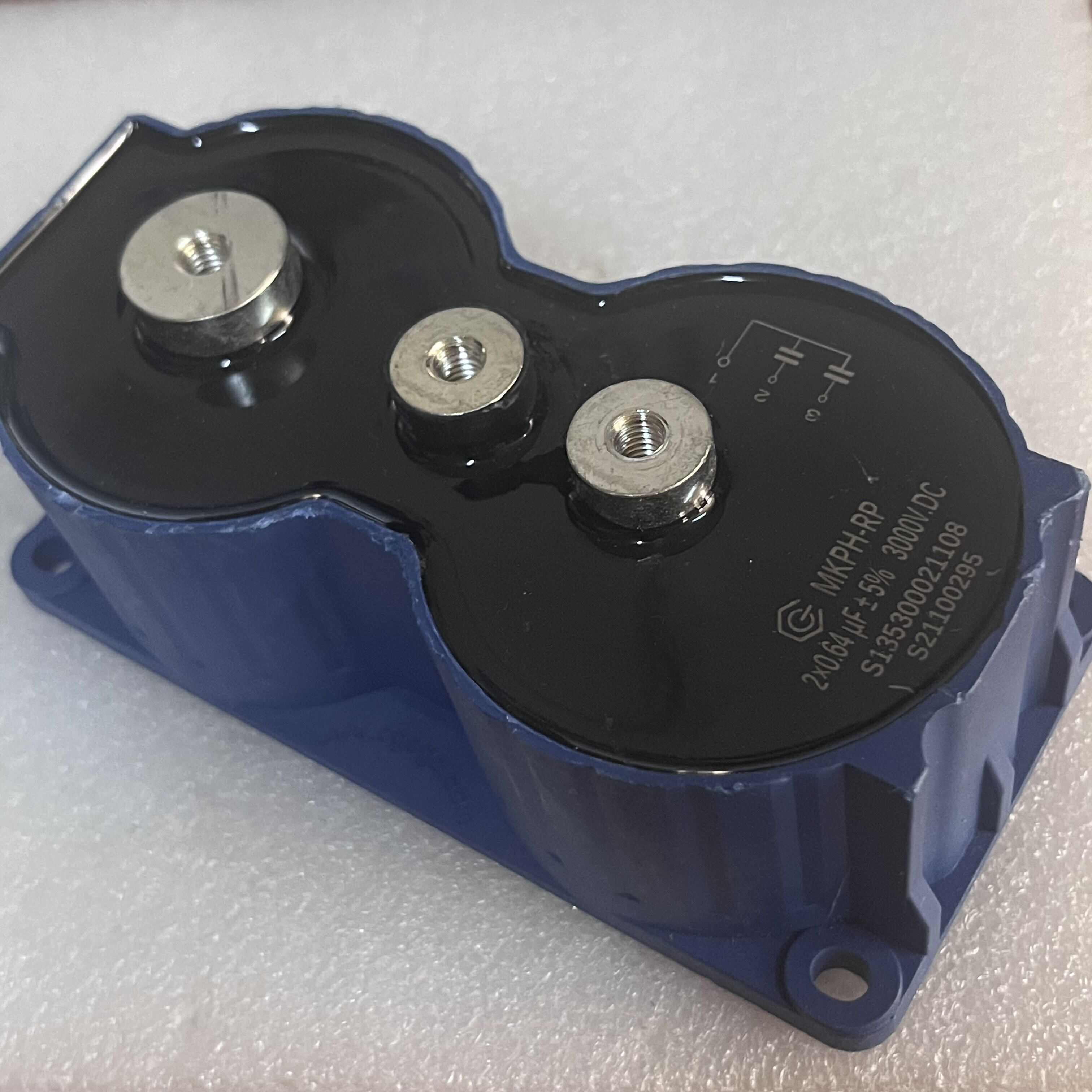 谐振电容2×0.6UF3000V