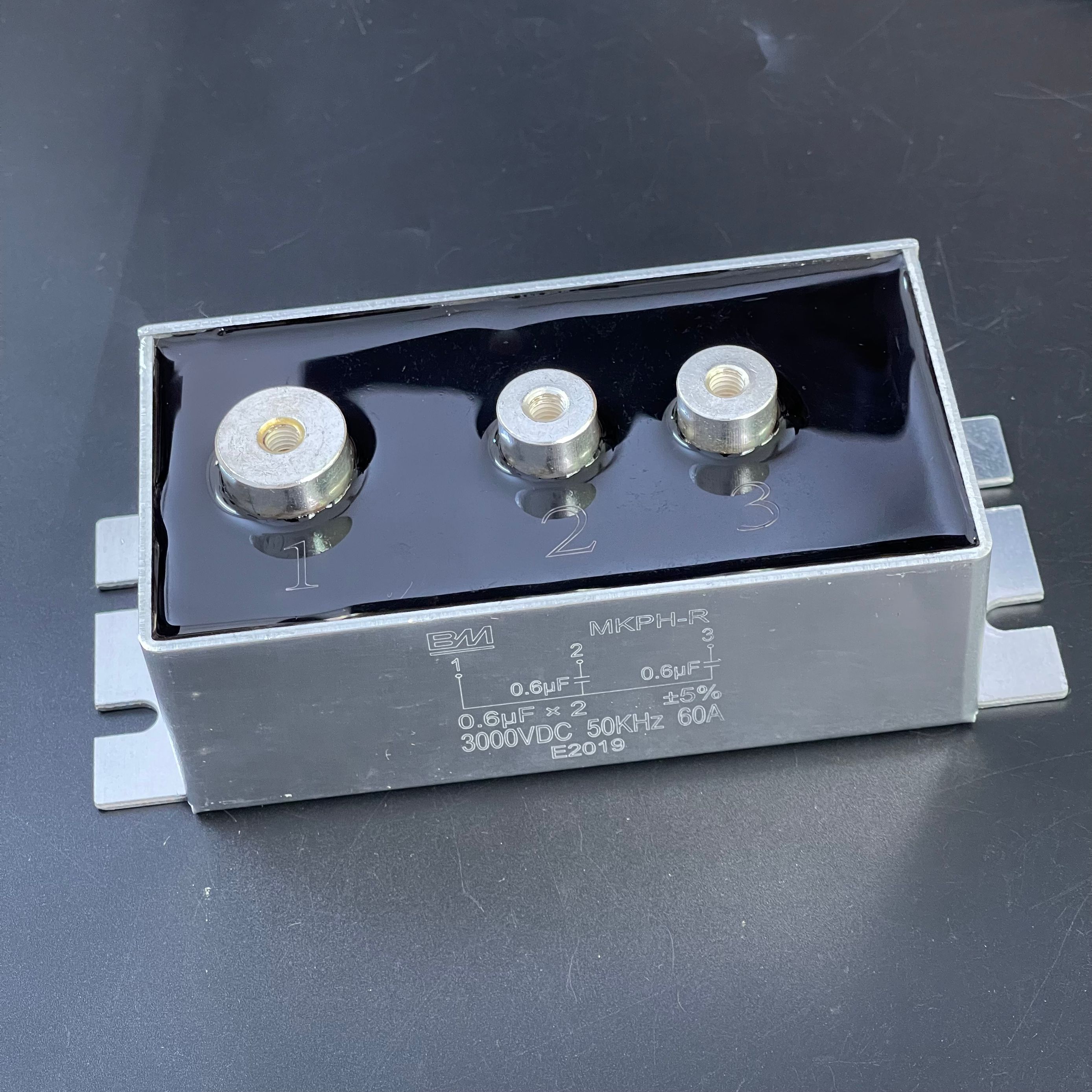 丰明电容2*0.6UF3000V60A