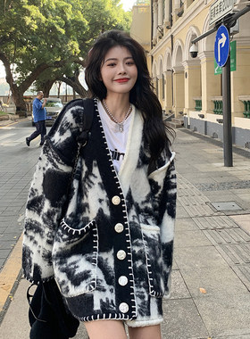 慵懒复古毛衣外套大码女装微胖秋冬新款时尚气质宽松重工针织开衫