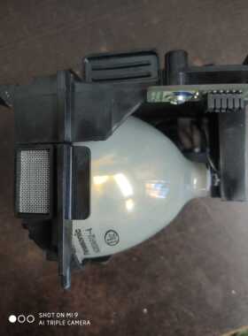 适用松下PT-DW530E/DW530U/DW640L/DW6300ES/DW6300ELS投影机灯泡