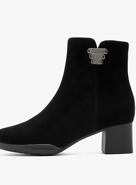 HA237903哈森正品2025冬季新款真皮短靴圆头拉链中跟粗跟柔软女靴