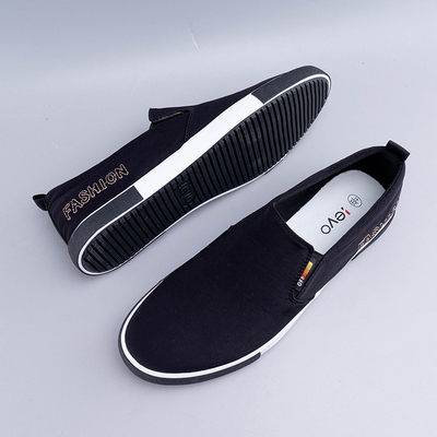 猎友防水布料简约低帮舒适潮男鞋