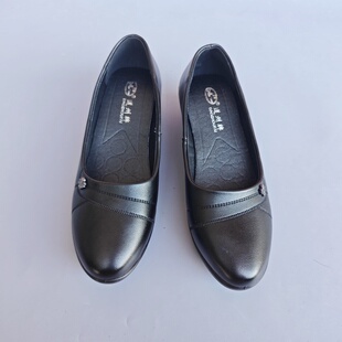 2025新款女单鞋圆头坡跟中跟中老年道县皮鞋女软底春秋婆婆鞋228