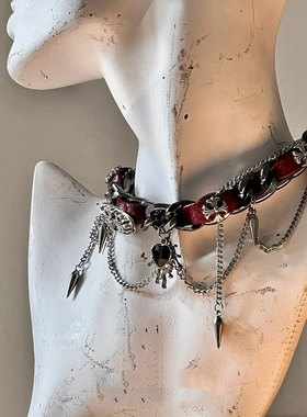 chocker缠绕金属皮革项圈克罗朋克女y2k亚文化小众爱心项链锁骨链