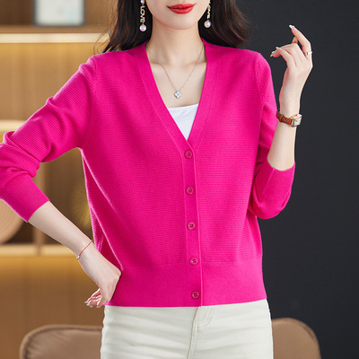 羊毛衫披肩外套2025新款女士羊绒衫开衫短款时尚洋气针织衫秋装