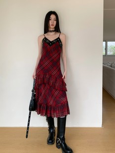 海边吊带裙女2024春夏新款 法式 红色格子多巴胺连衣裙复古拼接长裙