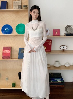 法式气质针织显瘦圆领拼接长款连衣裙女春秋超仙百搭修身女神裙子