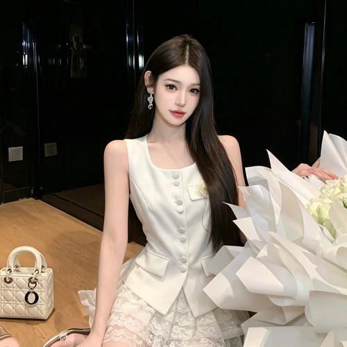 MEI ZI 美姿-减龄少女无袖上衣马甲+蕾丝蓬蓬裙套装(配胸针)26192