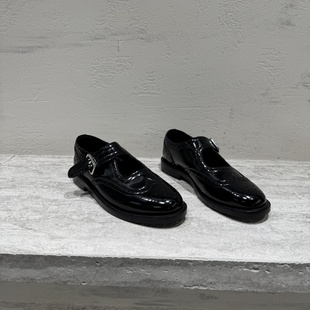 欧货欧洲站先锋名典2025秋季新款平跟浅口英伦皮鞋一字扣乐福鞋女