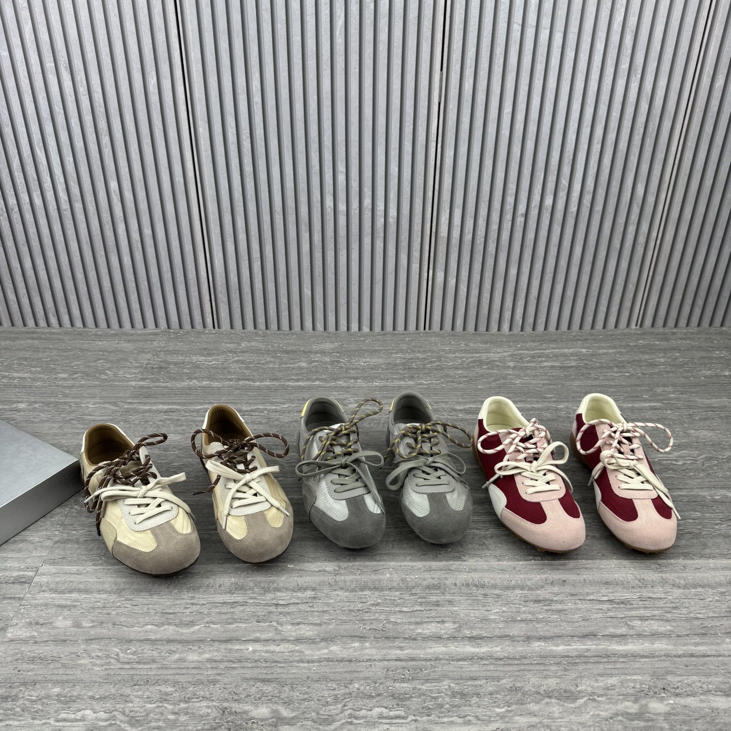 欧货欧洲站2026春季新款系带拼色休闲运动鞋真皮平底时尚德训鞋女,女鞋,德训鞋,淘宝优惠券,粉丝福利购,淘宝优惠卷