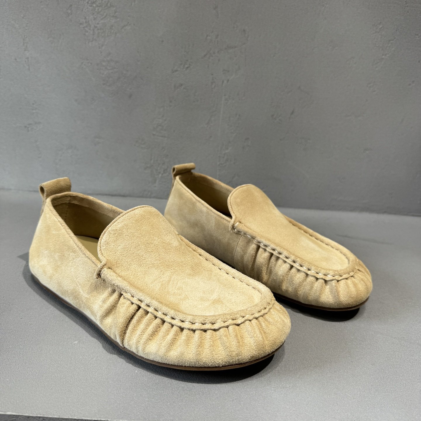 2026春季新款欧货欧洲站平底反绒皮豆豆鞋圆头休闲一脚蹬单鞋女鞋,女鞋,乐福鞋（豆豆鞋）,淘宝优惠券,粉丝福利购,淘宝优惠卷