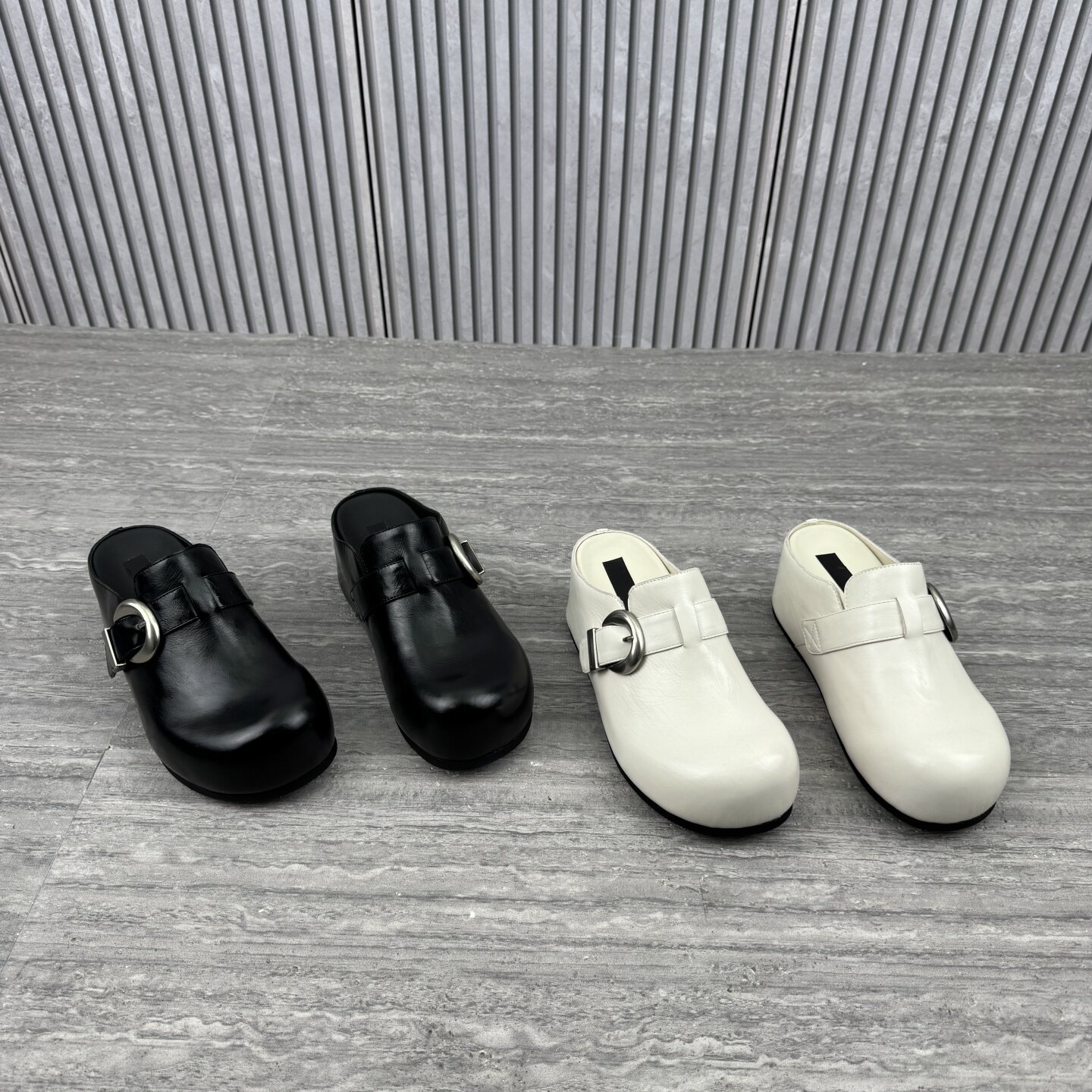 2026春季新款欧洲站欧货真皮高跟厚底包头拖鞋休闲坡跟外穿半拖女