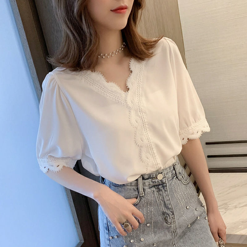 女士V领蕾丝拼接宽松短袖