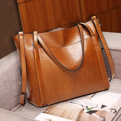 真皮女包大容量新款斜挎包
