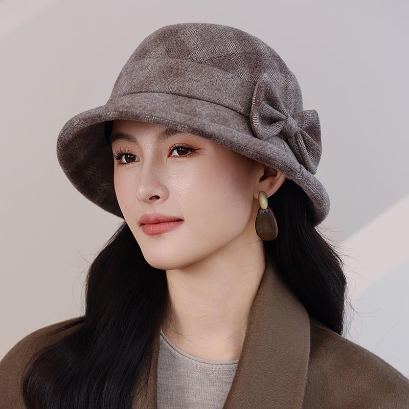 帽子女士妈妈冬天加厚保暖毛呢盆帽春秋季奶奶礼帽中老年人渔夫帽