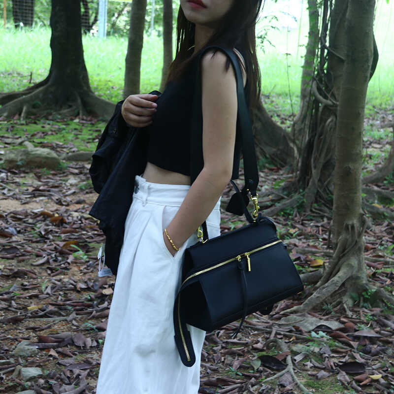 高定原版马鞍头层小牛皮手提包