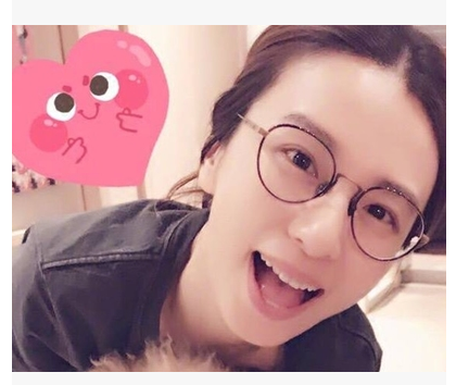 SHE田可配近视眼镜同款