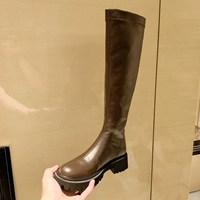 Коричневый