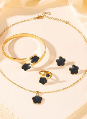 1 Pair Stud Earrings +1 Pc Necklace +1 Pc Bracelet +1 PcBang