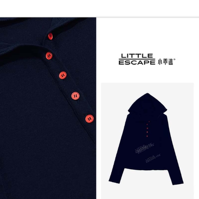 小乖逃休闲时尚藏蓝色T恤打底连帽七颗红扣秋冬百搭款LY1007