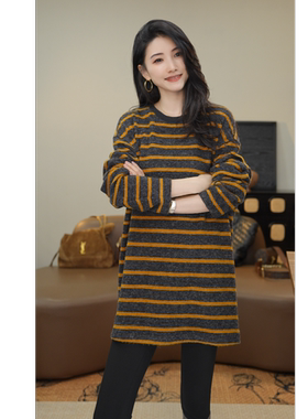 小乖逃时尚黄色条纹T恤卫衣圆领长袖毛绒感秋冬宽松百搭款S25719
