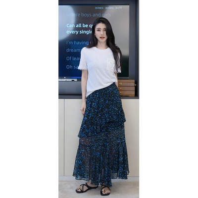 小乖逃碎花藏蓝色半裙中长裤碎花半裙修身包臀裙M8619