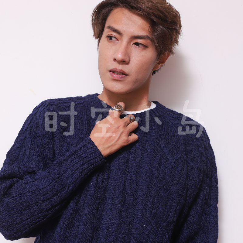 vintage麻花扭花简约设计复古手工钩针廓形纯色套头羊毛毛衣保暖