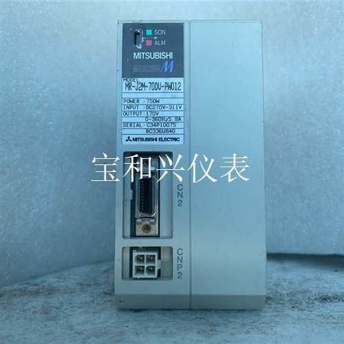 三菱  MR-J2M-70DU-PW012实物图,成色漂亮,