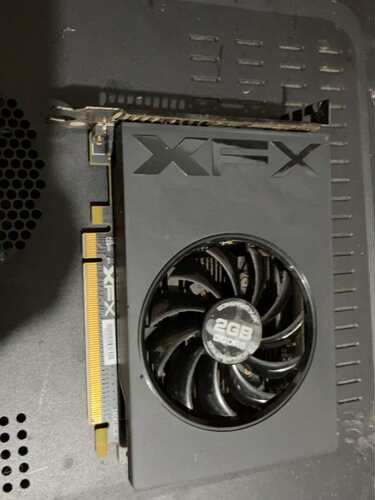 讯景r7240a2g东西如图功能包好