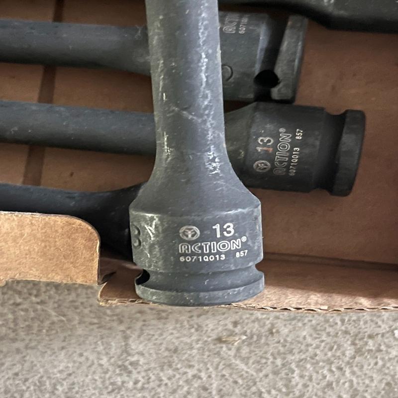 霹雳马套筒6071Q013三个697B0U08三个6(询价）