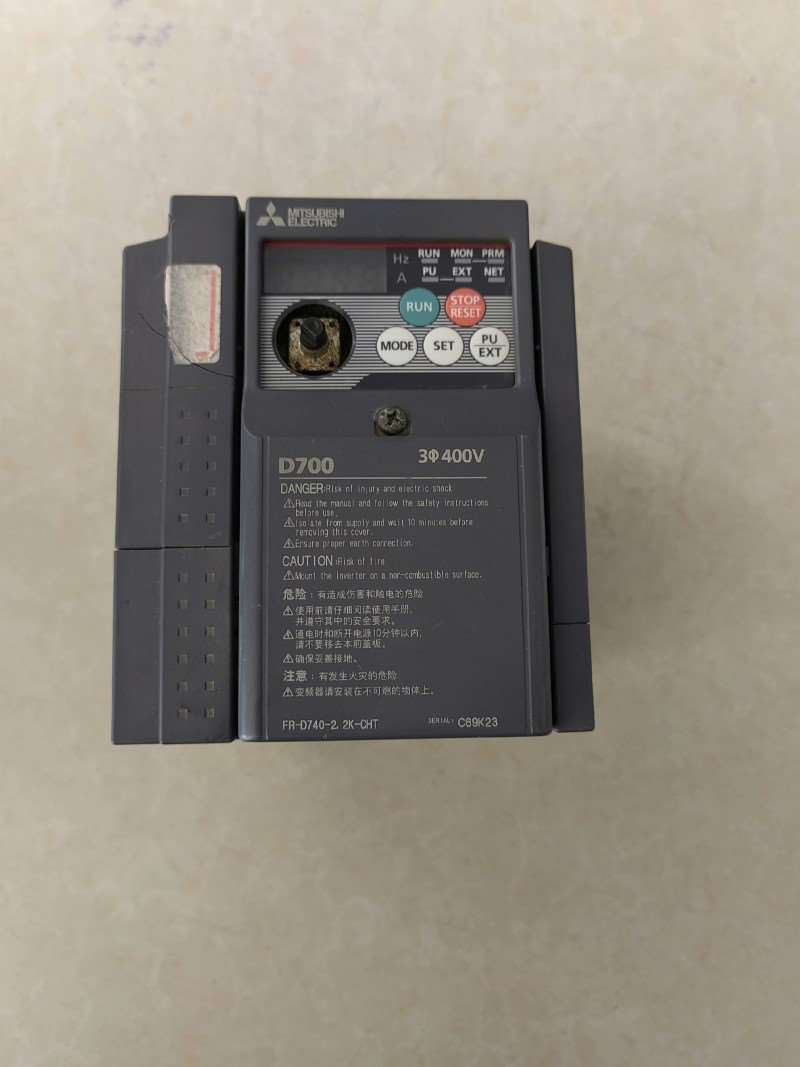 三菱D700变频器FR-D740-2.2K-CHT2.2