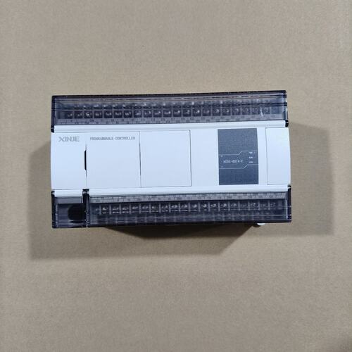 信捷PLC，型号XD5E-60T4-E，成色95新有货，( 议价）