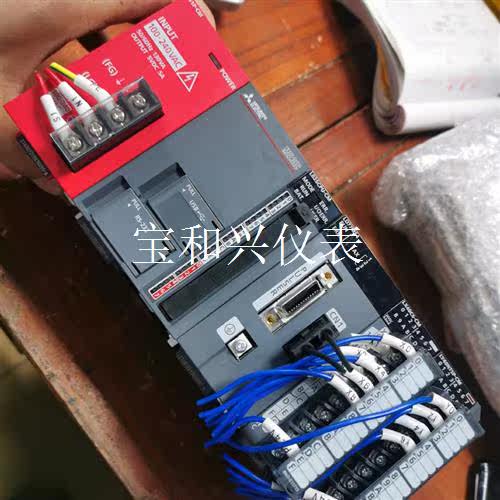 三菱PLC,型号:电源L61P-CN,主机LO2SCPU-C