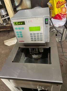 JULABO优莱博加热制冷水浴槽型号F32.通电能显示下