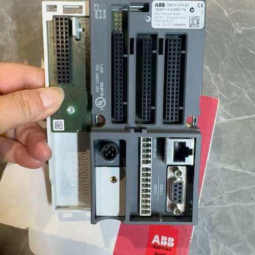 ABBTB511-ETH B2通讯模块底座，型号1SAP( 议价）