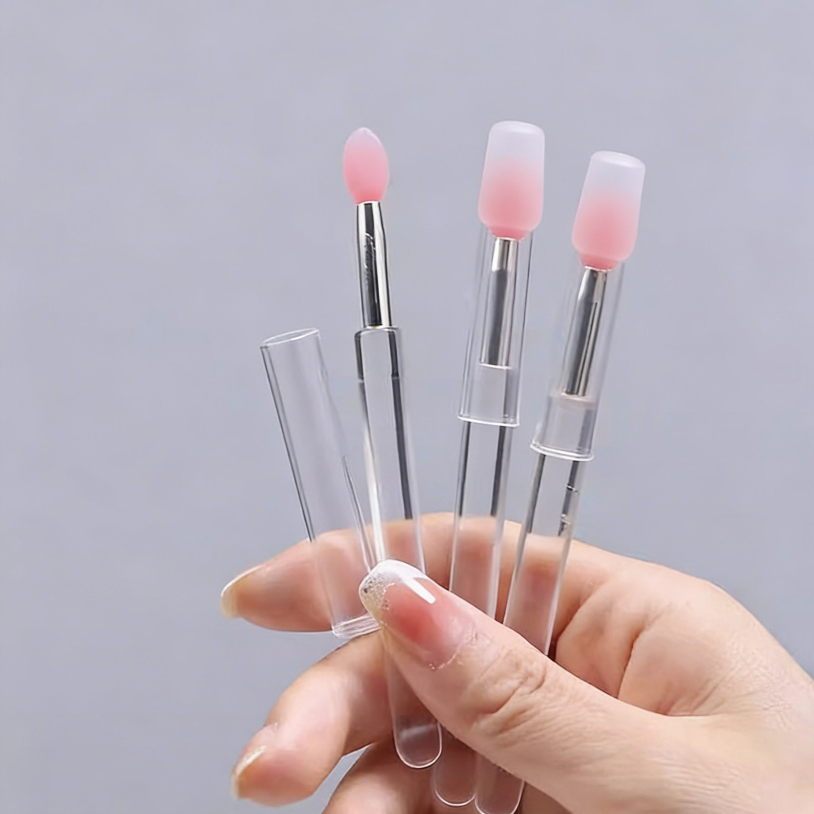 便携式硅胶唇刷有盖防尘唇膜刷唇膏刷口红刷多功能刷凡士林润唇膏
