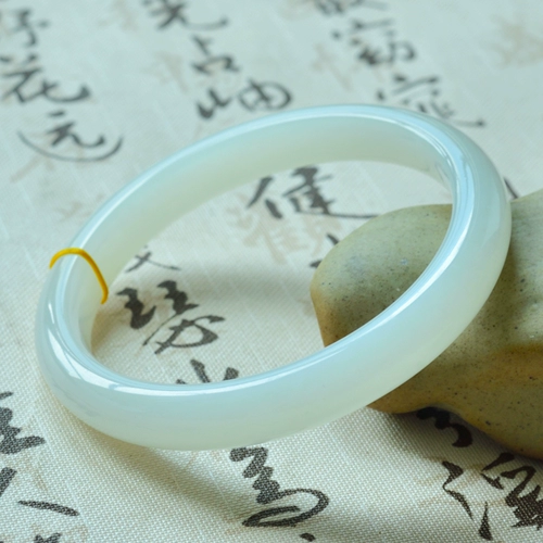 Натуральный браслет из округа Хотан из провинции Цинхай из белого нефрита, защитный амулет